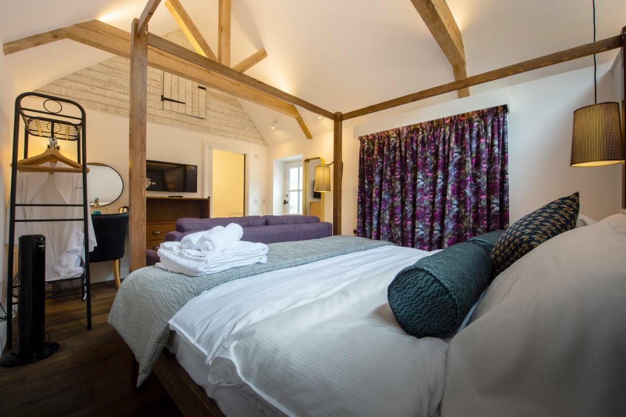 The Withies Inn Godalming Ngoại thất bức ảnh